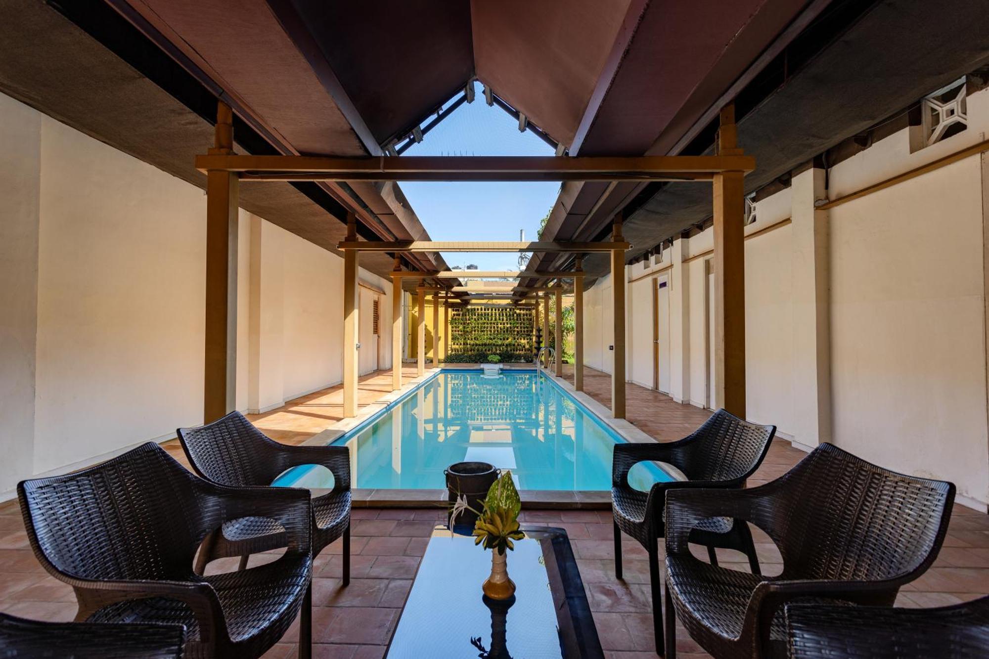 Presidency Artotel, Kochi Exterior foto